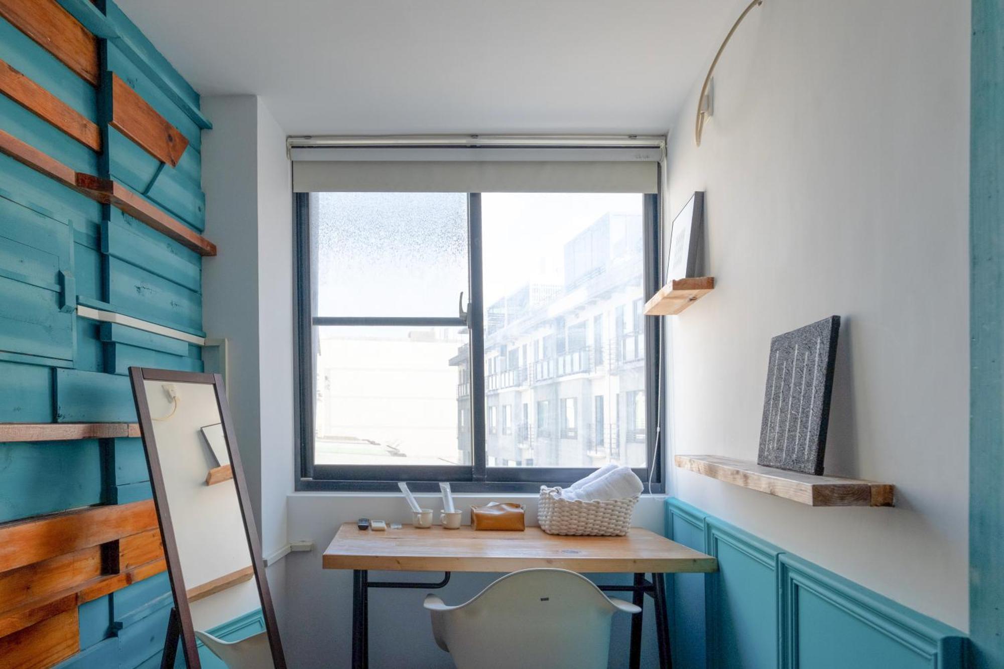 Re+Wood Guesthouse Tainan Bagian luar foto